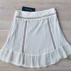 NEW WITH TAG/For Love & Lemons/White Lace Trim Skirt/ Size: L